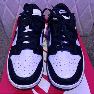 Nike Panda Dunks